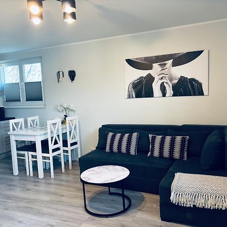 Apartament Centrum Świnoujście Buitenkant foto