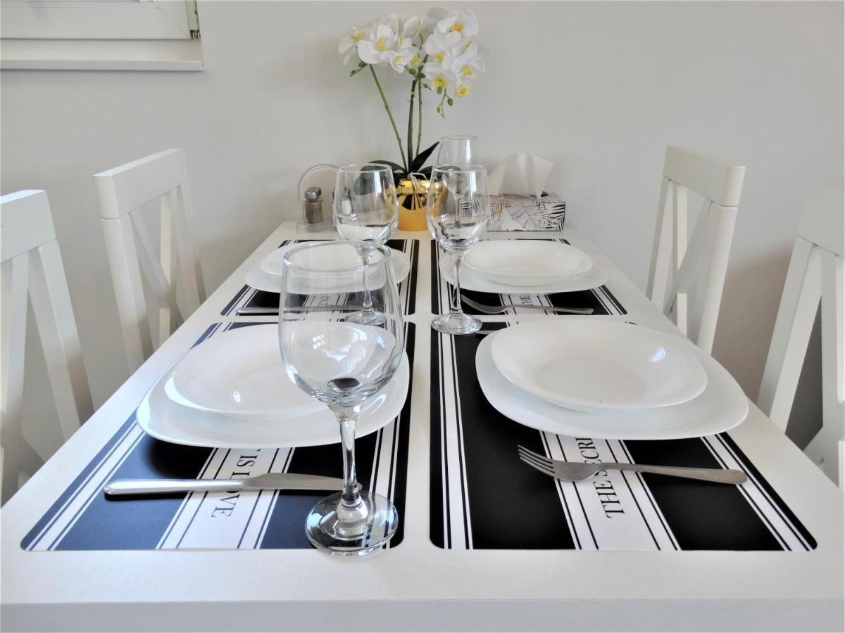 Apartament Centrum Świnoujście Buitenkant foto
